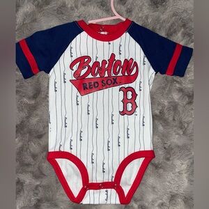 Genuine Merchandise MLB Boston Red Sox unisex gender neutral baby bodysuit 6-9m